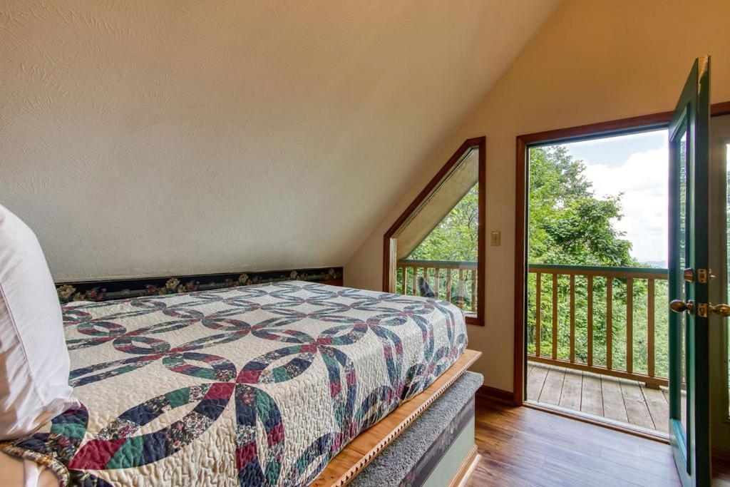 Serenity Heights, Amazing Views, Hot Tub Pool Access, 1089 Free Tickets Each Paid Day, Dollywood Gatlinburg Dış mekan fotoğraf