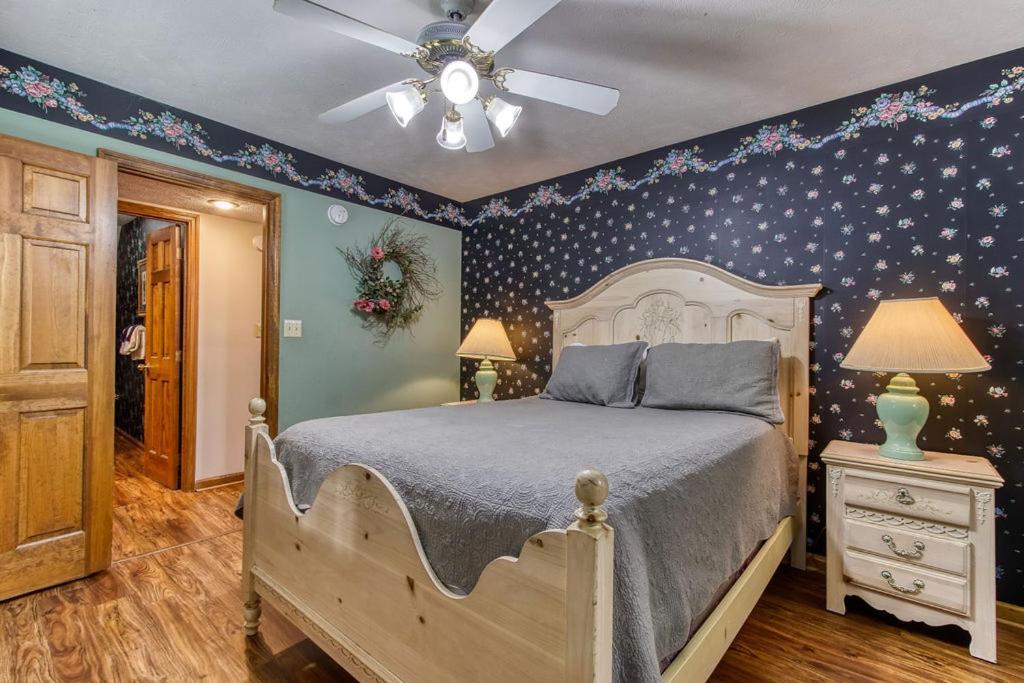 Serenity Heights, Amazing Views, Hot Tub Pool Access, 1089 Free Tickets Each Paid Day, Dollywood Gatlinburg Dış mekan fotoğraf